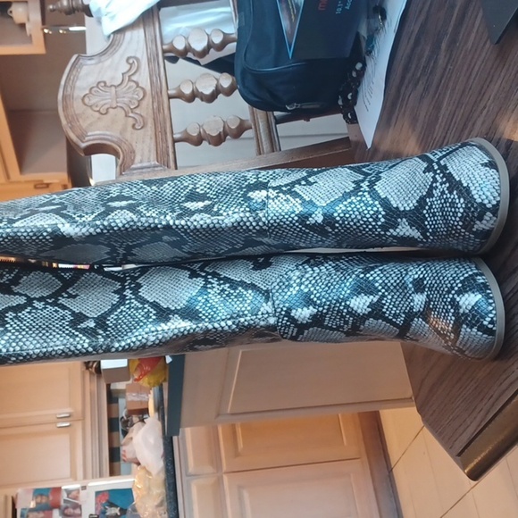 NEW UNIVERSAL THREAD GRAY SNAKESKIN/ MARLEE, sz 6.5, nwt - Picture 3 of 6